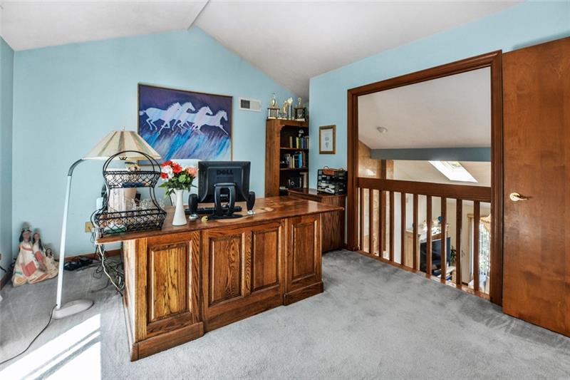 392 Richard Road Wexford, PA 15090 - Photo 17 of 25 Gallery Image 17