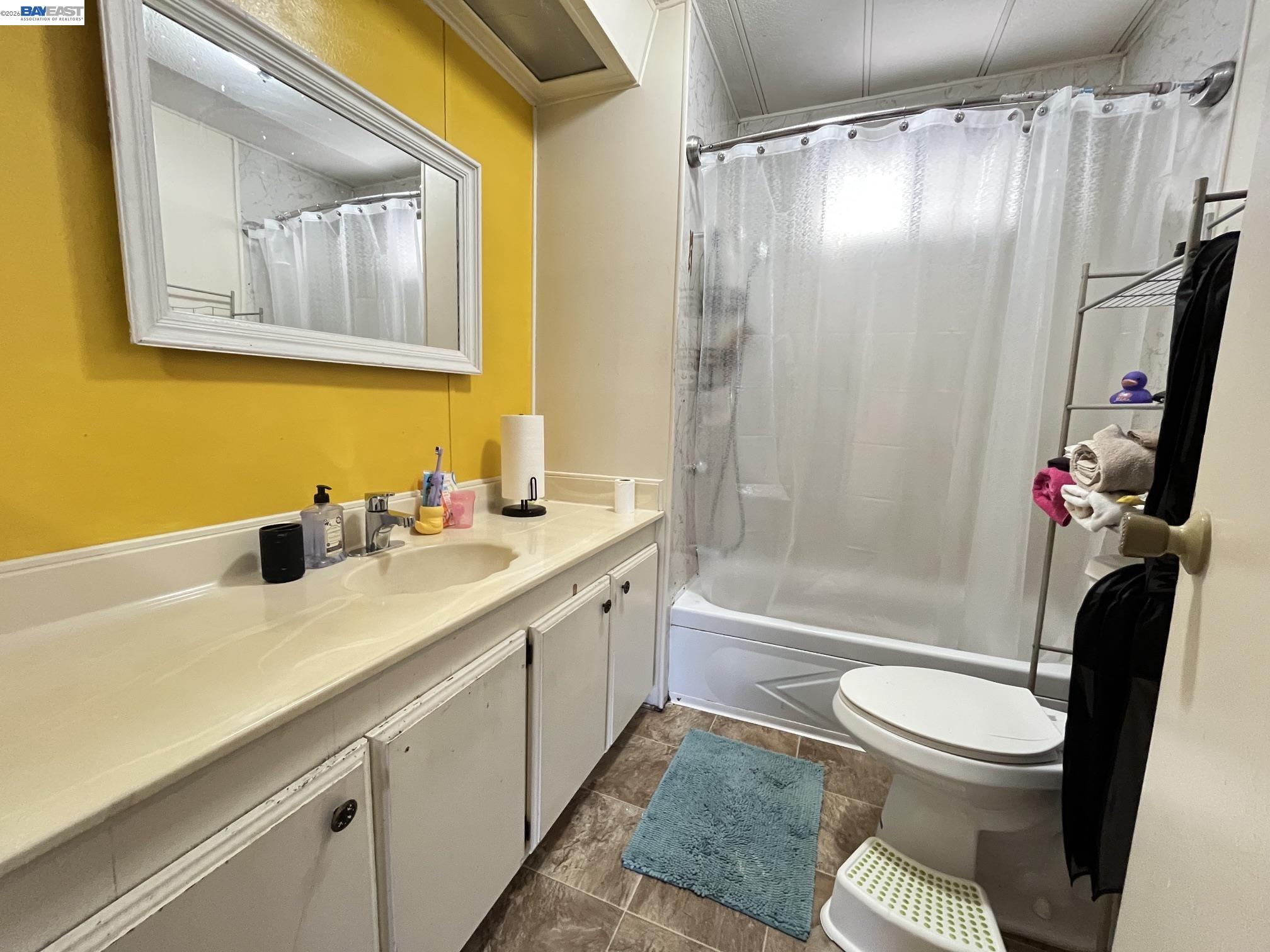 1345 Chelsea Way Hayward, CA 94544 - Photo 14 of 26