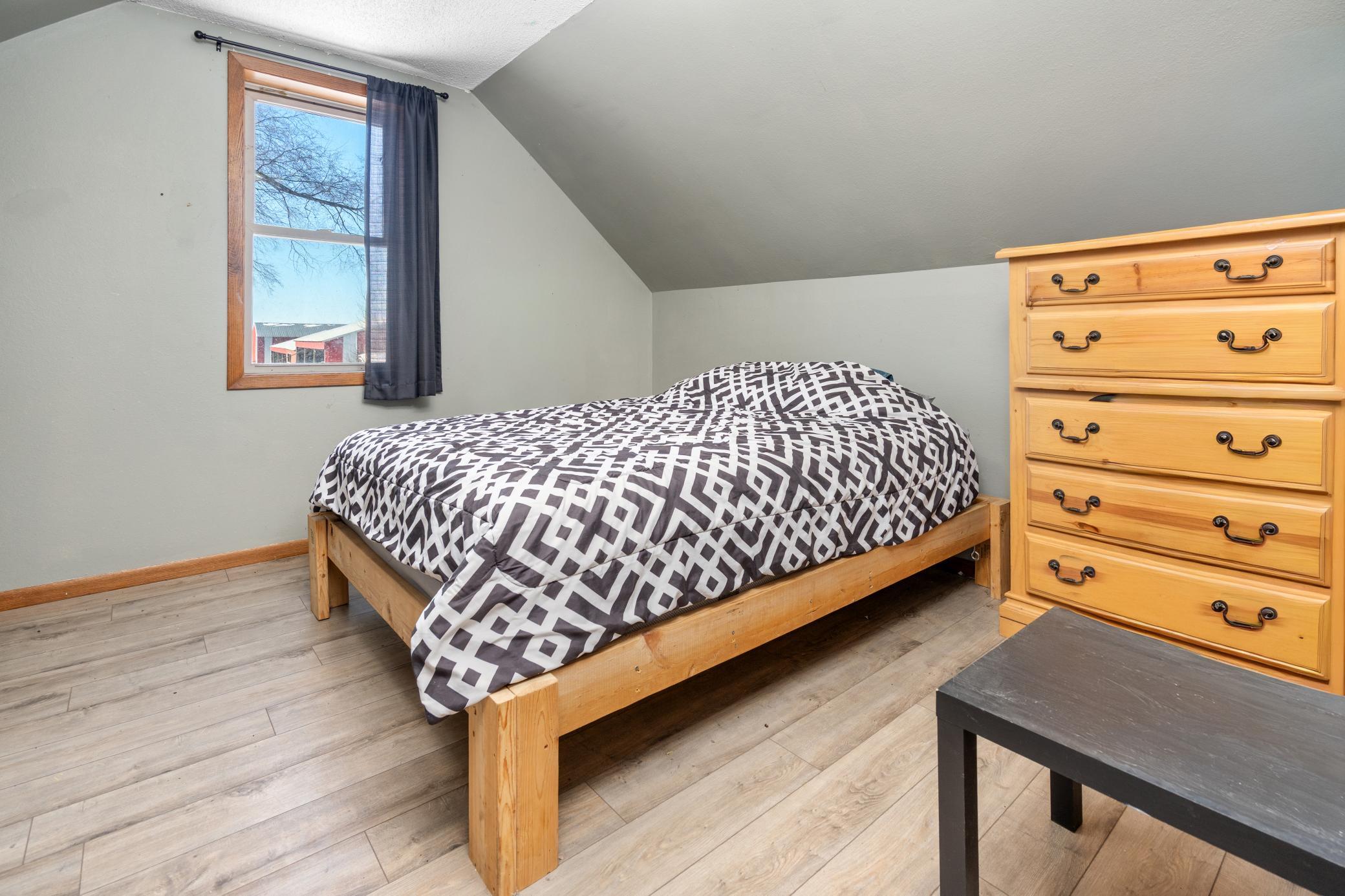 21087 Highway 15 St. Augusta, MN 55353 - Photo 11 of 26