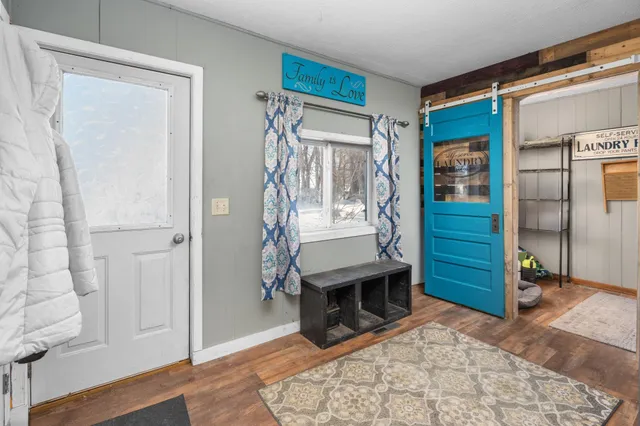 $284,900 | 21087 Highway 15, St. Augusta, MN 55353