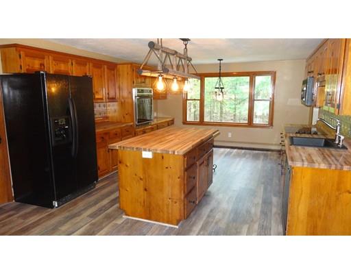63 Whitewood Road Milford, MA 01757 - Photo 3 of 27 Gallery Image 3