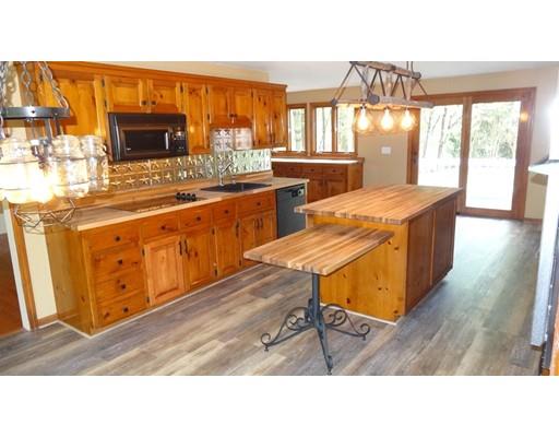 63 Whitewood Road Milford, MA 01757 - Photo 4 of 27 Gallery Image 4