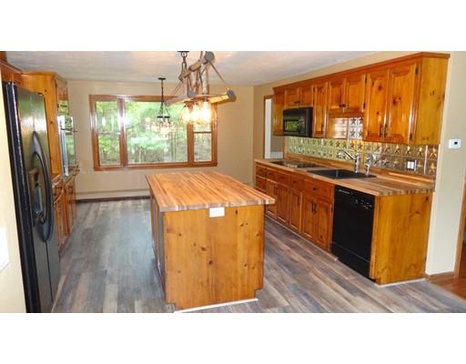 63 Whitewood Road Milford, MA 01757 - Photo 5 of 27 Gallery Image 5