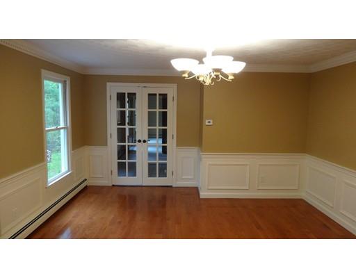 63 Whitewood Road Milford, MA 01757 - Photo 8 of 27 Gallery Image 8