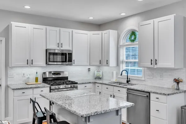 $515,000 | 4 Bentley Way, Greer, SC 29650