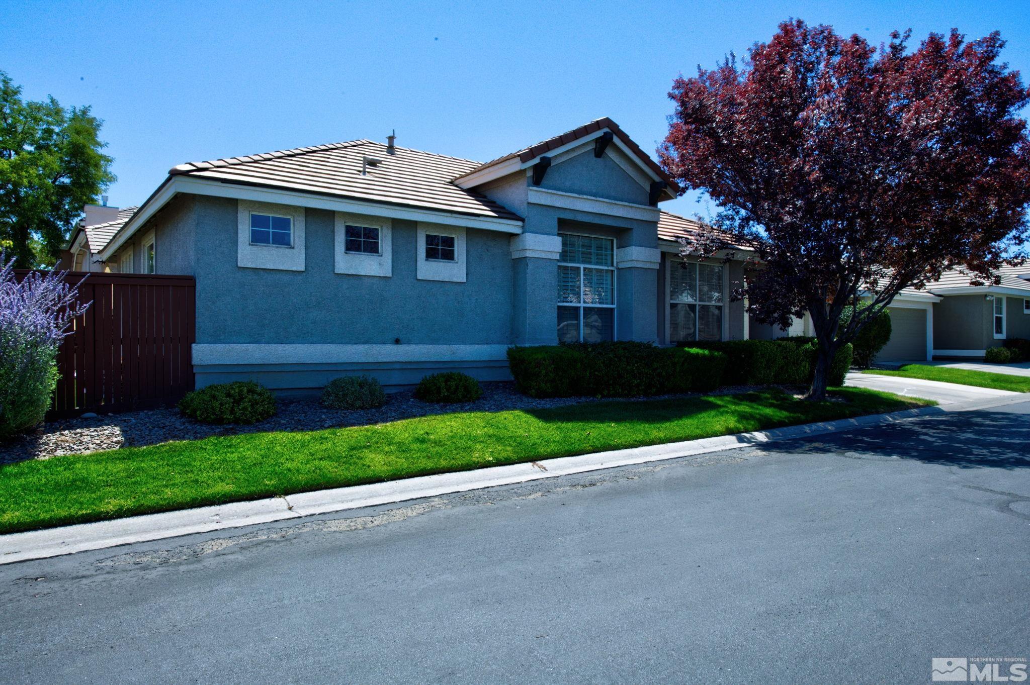 1212 Tule Drive Reno, NV 89521 - Photo 4 of 37 Photo 4
