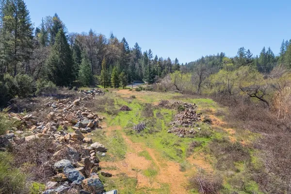 $325,000 | 1836 Canyon Way, Colfax, CA 95713