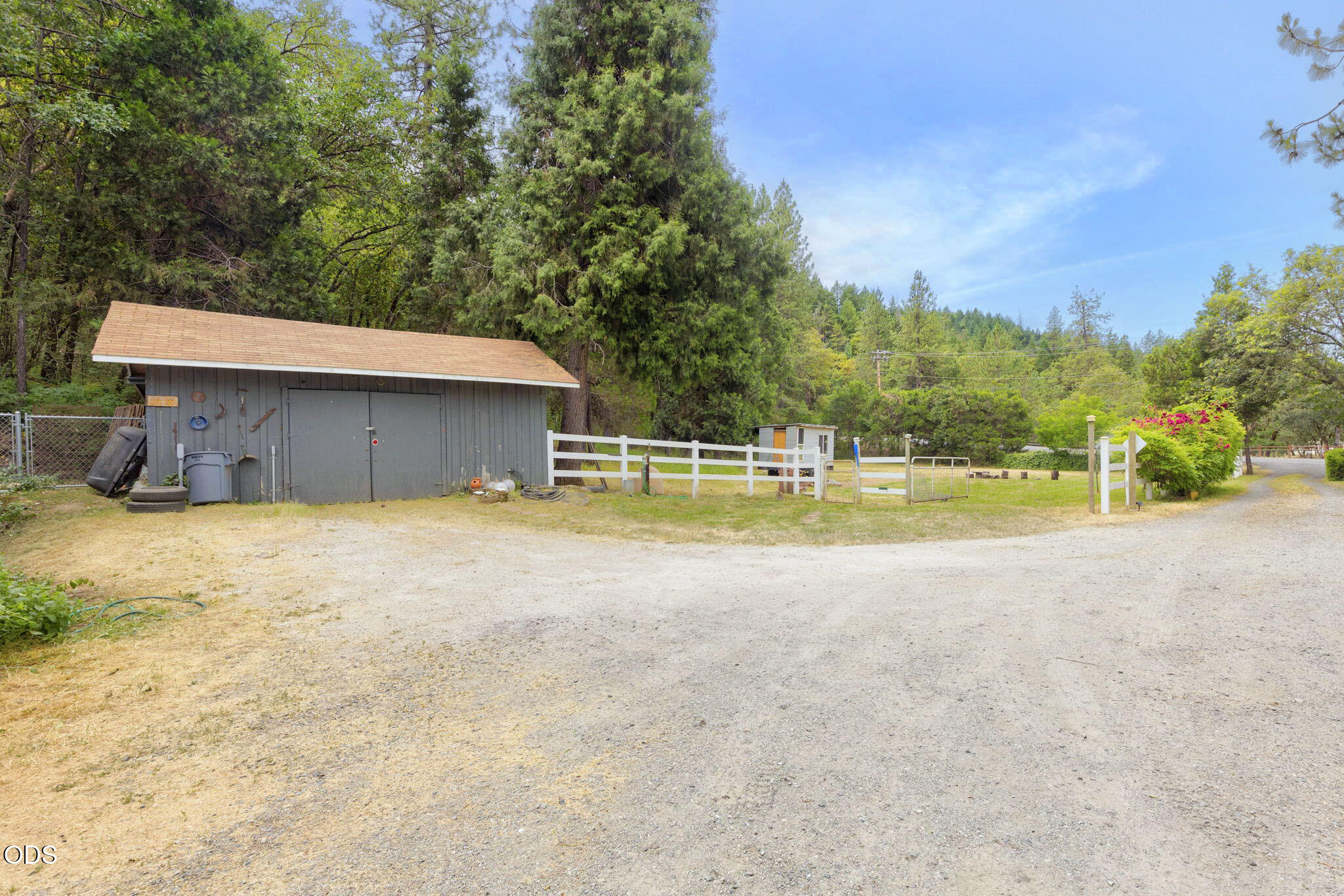 161 Soldier Creek Road Grants Pass, OR 97526 - Photo 3 of 68