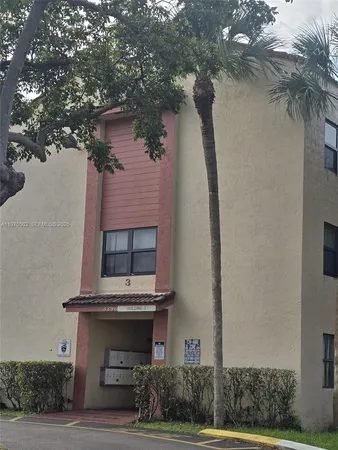 $219,000 | 3396 Foxcroft Road, Unit 113, Miramar, FL 33025