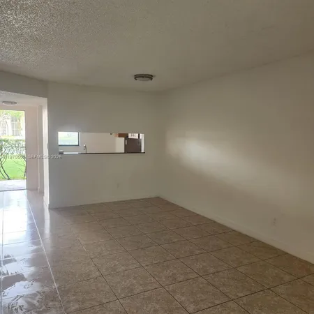 $219,000 | 3396 Foxcroft Road, Unit 113, Miramar, FL 33025