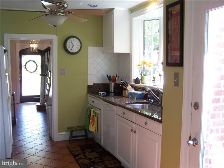 113 West Clearfield Road Havertown, PA 19083 - Photo 8 of 25 Kitchen