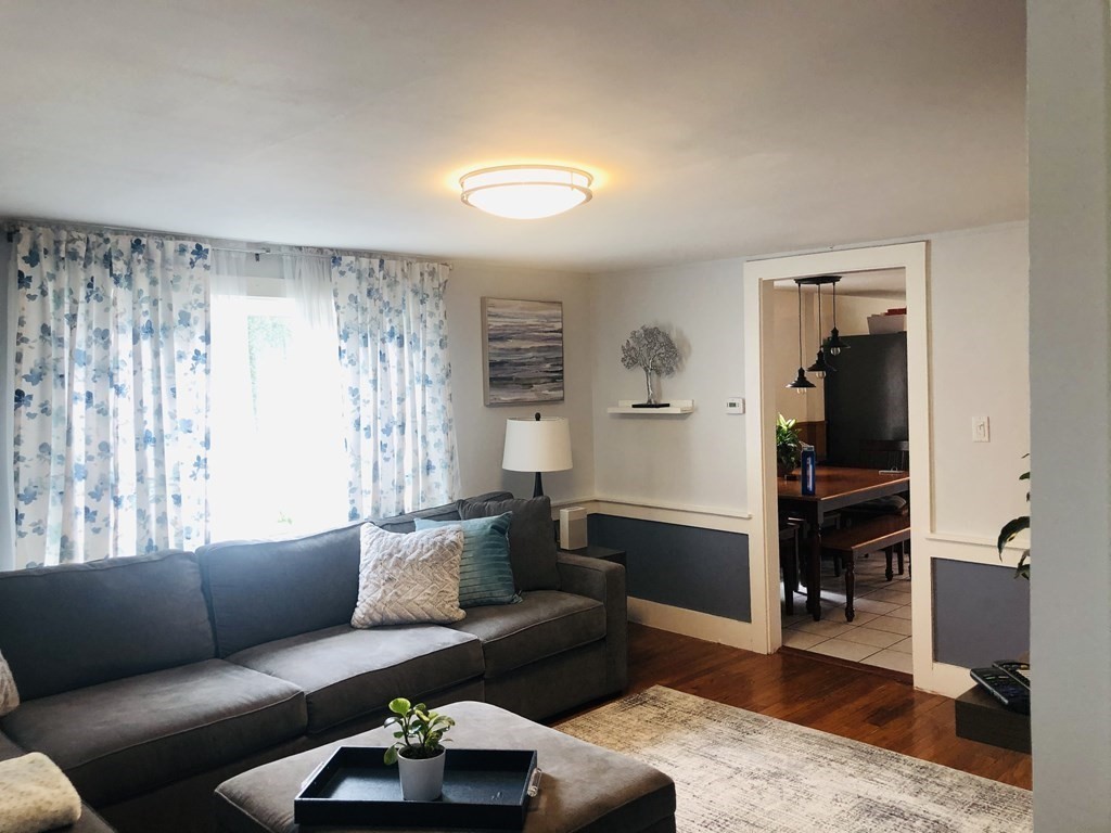 6 Bonnybrook Road Worcester, MA 01606 - Photo 5 of 17 Gallery Image 5