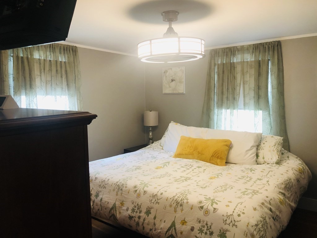 6 Bonnybrook Road Worcester, MA 01606 - Photo 6 of 17 Gallery Image 6