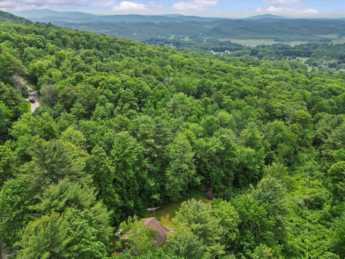 82 C B Road Hinesburg, VT 05461 - Photo 2 of 19
