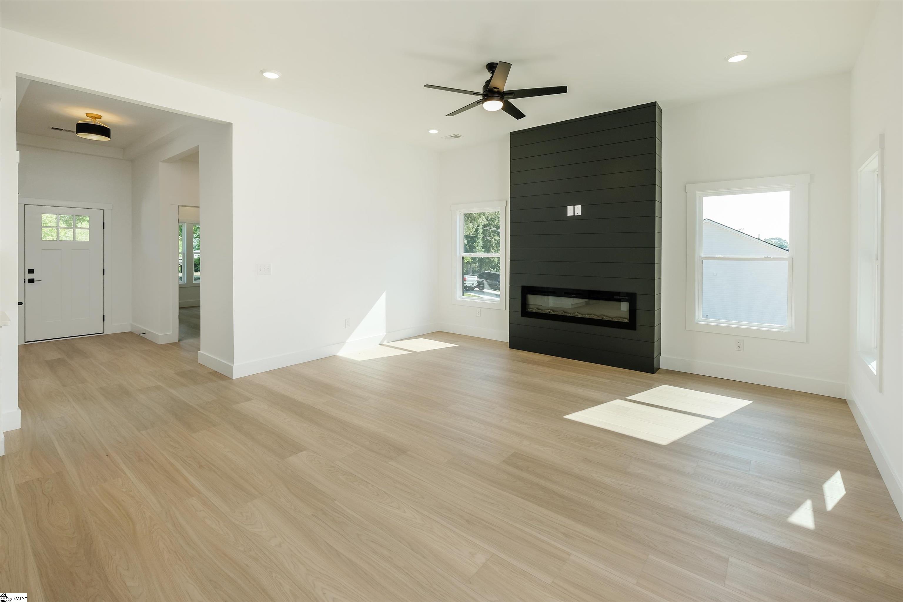 196 Folk Road Chesnee, SC 29323 - Photo 4 of 31