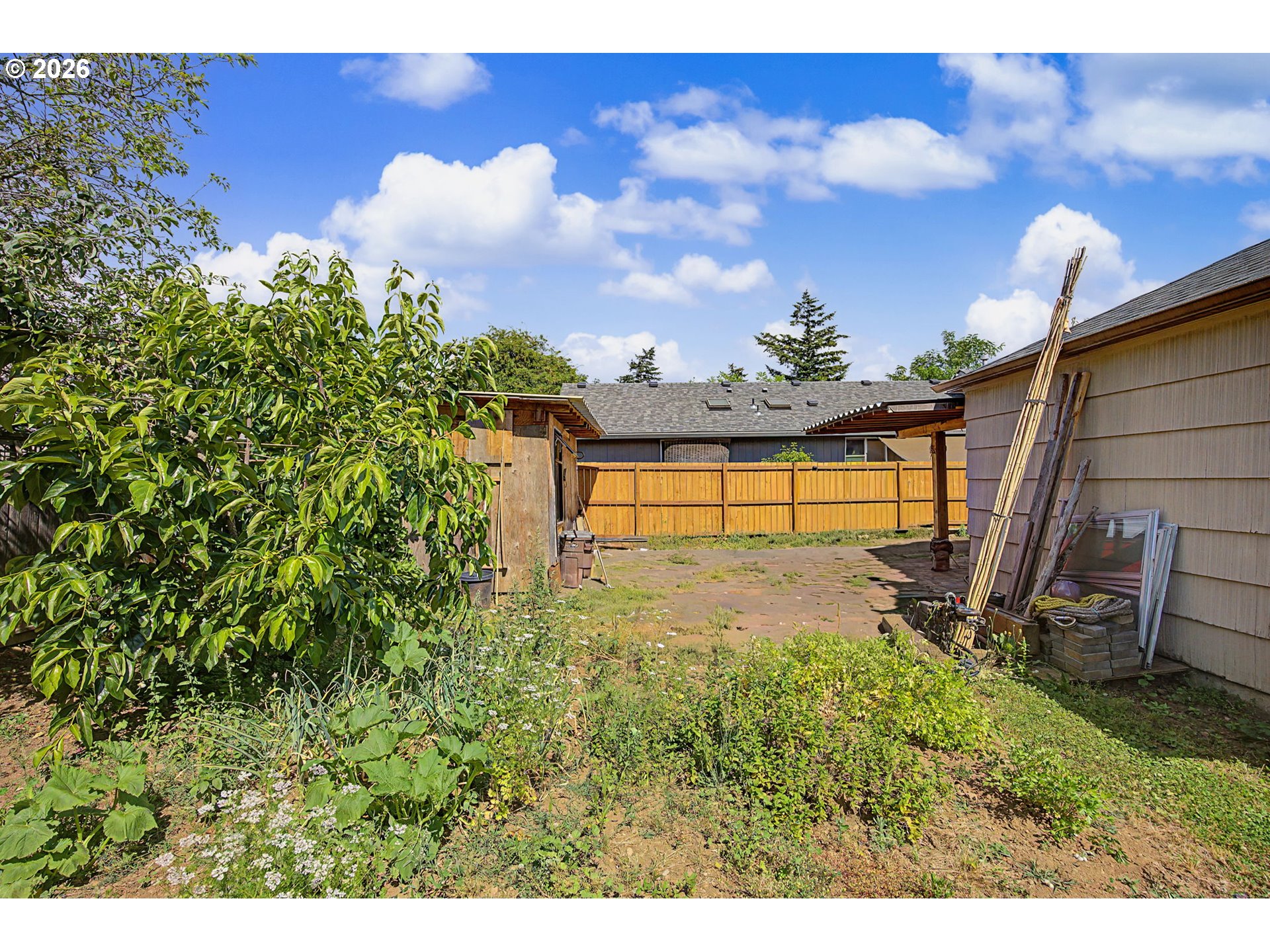 7441 Southeast Rural Street Portland, OR 97206 - Photo 39 of 47 Yard