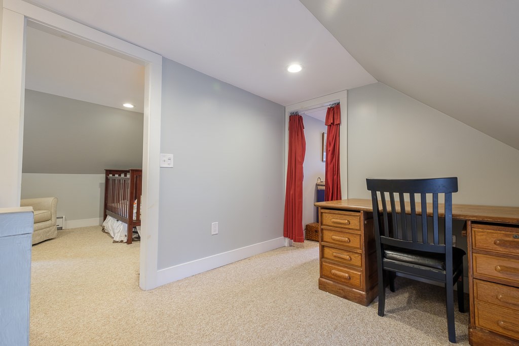 133 Loomis Hill Road Waterbury, VT 05677 - Photo 15 of 27 Gallery Image 15