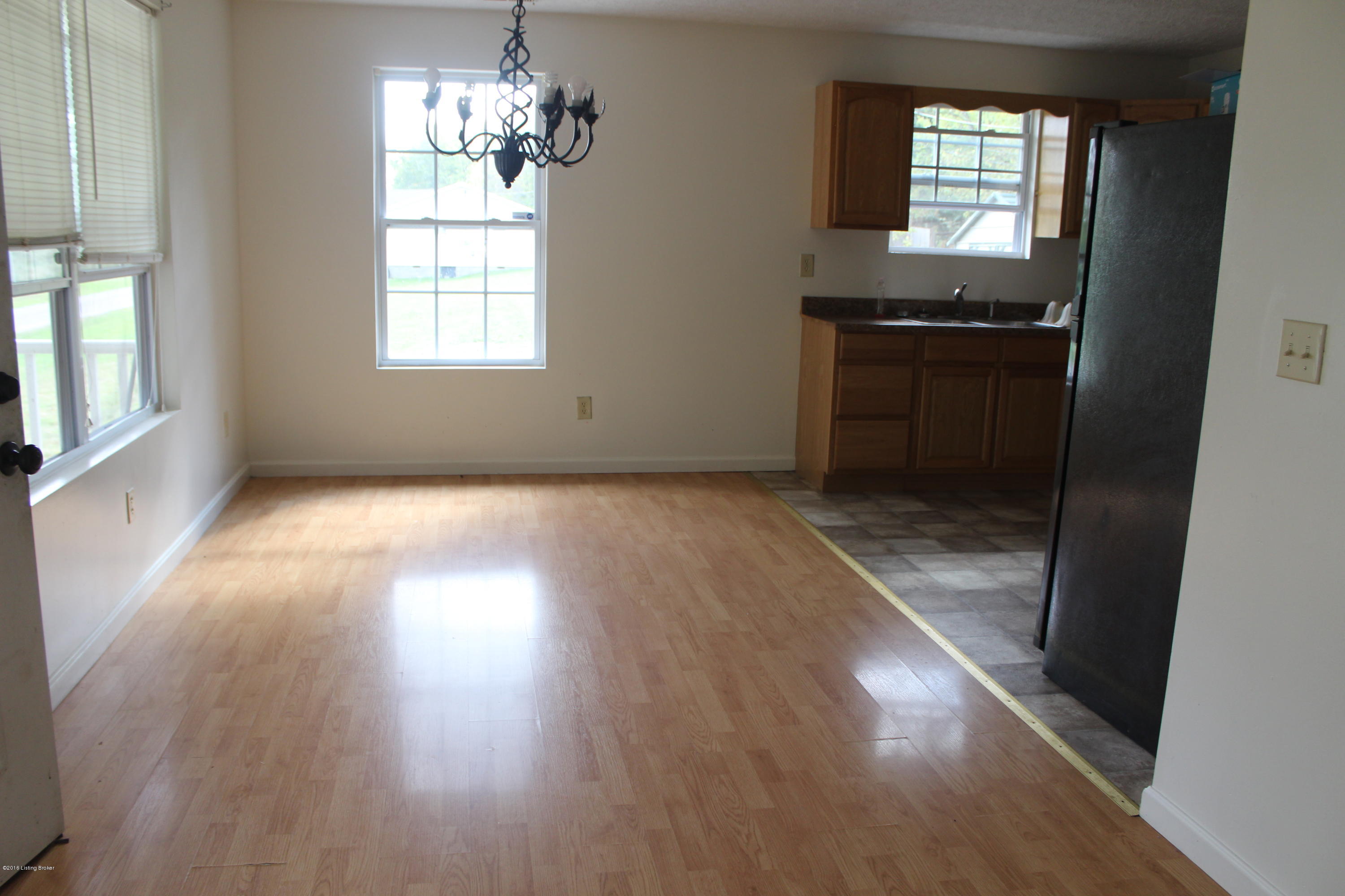 361 Bullitt Road Simpsonville, KY 40067 - Photo 5 of 18 IMG_0599