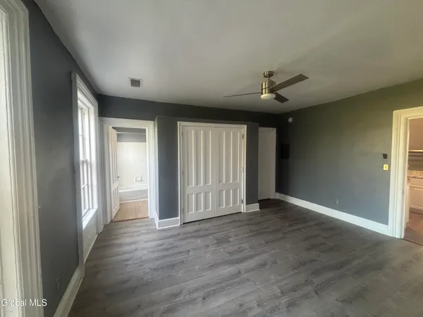$1,400 | 17 Ash Grove Place, Unit 4, Albany, NY 12202
