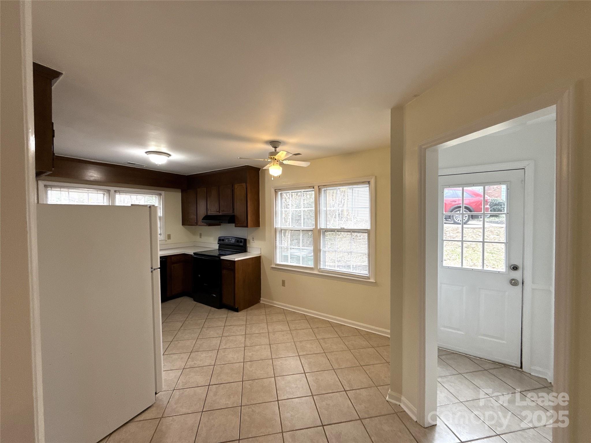 8209 Arrowsmith Lane Charlotte, NC 28270 - Photo 4 of 12