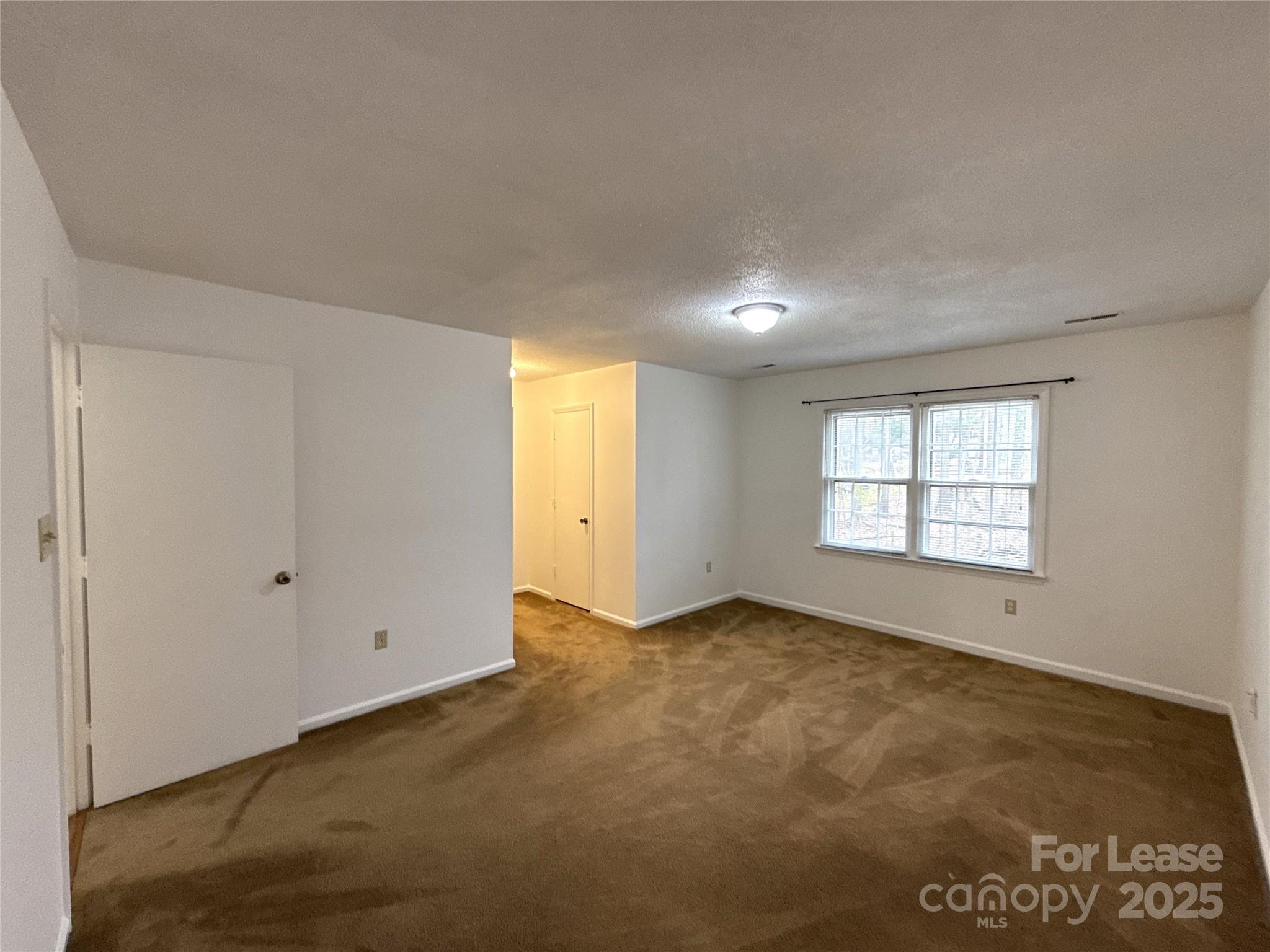 8209 Arrowsmith Lane Charlotte, NC 28270 - Photo 7 of 12