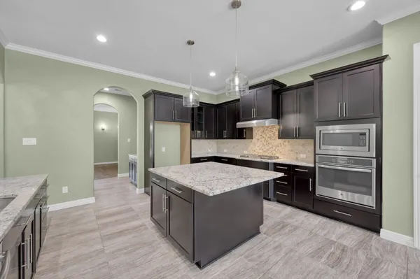 $875,000 | 23219 Belted Kingfisher Trail, Spring, TX 77389