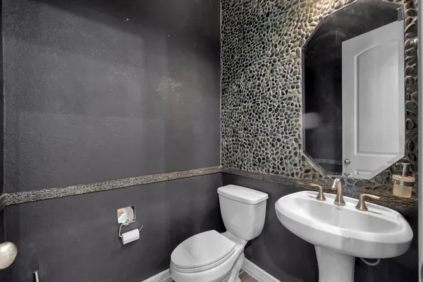 $860,000 | 23219 Belted Kingfisher Trail, Spring, TX 77389