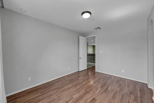 $860,000 | 23219 Belted Kingfisher Trail, Spring, TX 77389