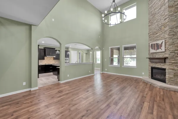 $875,000 | 23219 Belted Kingfisher Trail, Spring, TX 77389