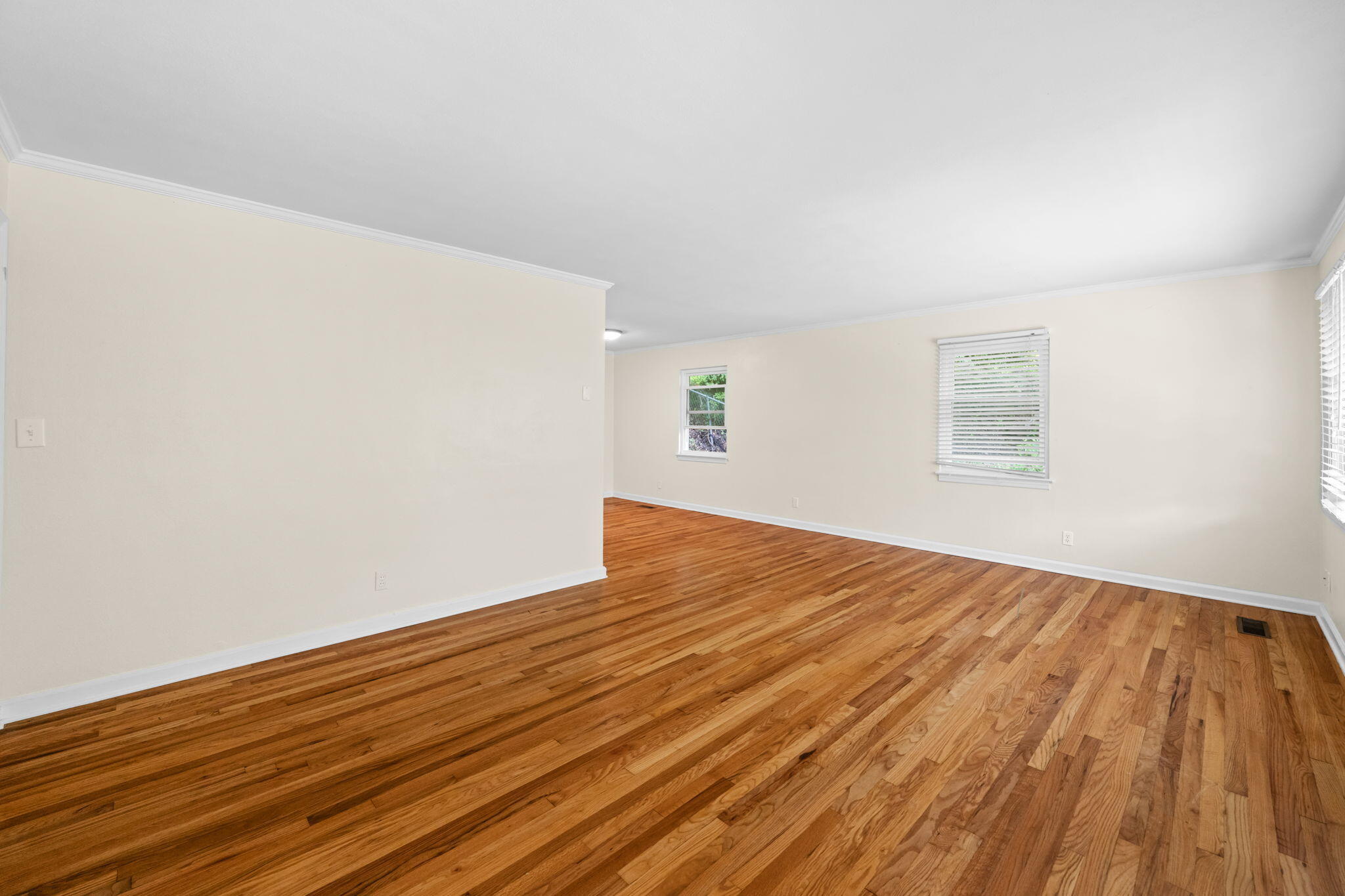 711 Oxford Road Chattanooga, TN 37405 - Photo 10 of 40 11-web-or-mls-DSC_6227