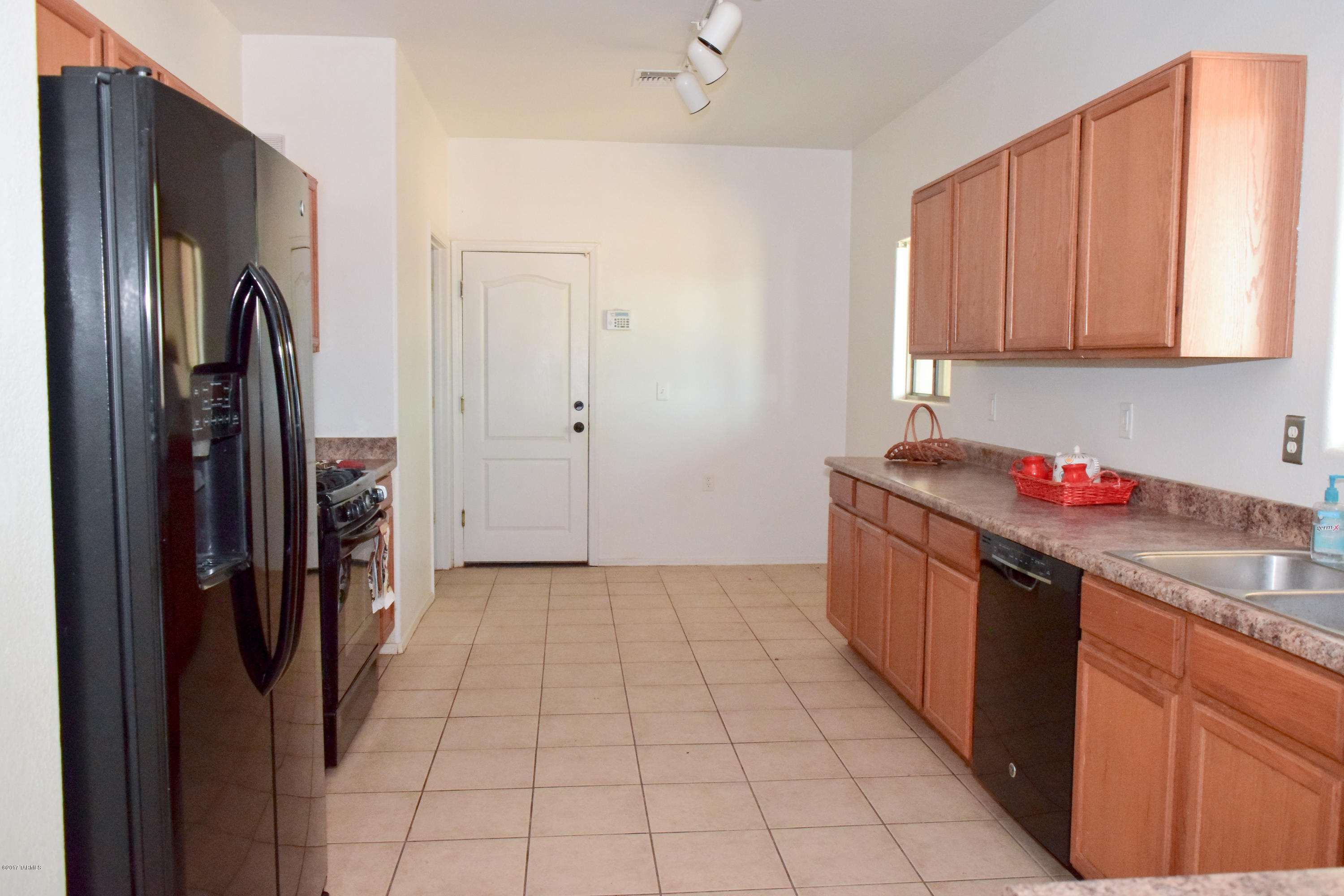 3216 Sydney Road Benson, AZ 85602 - Photo 2 of 22 Gallery Image 2