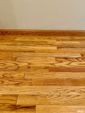 $315,000 | 2306 Magnolia Drive, Jacksonville, IL 62650