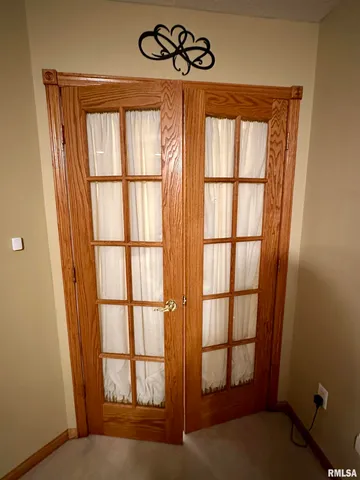 $315,000 | 2306 Magnolia Drive, Jacksonville, IL 62650