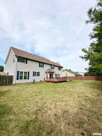 $315,000 | 2306 Magnolia Drive, Jacksonville, IL 62650