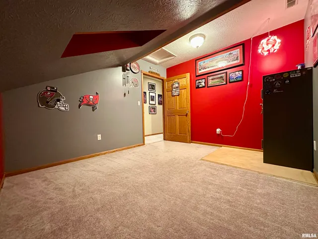 $315,000 | 2306 Magnolia Drive, Jacksonville, IL 62650