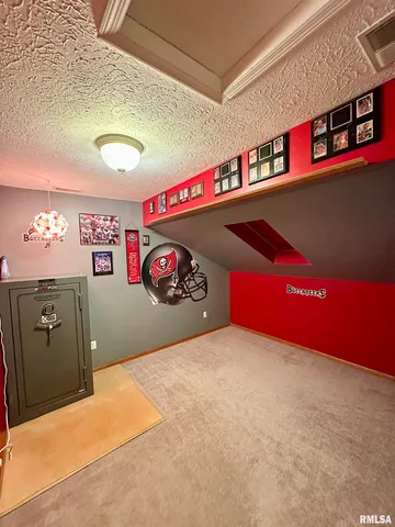 $315,000 | 2306 Magnolia Drive, Jacksonville, IL 62650