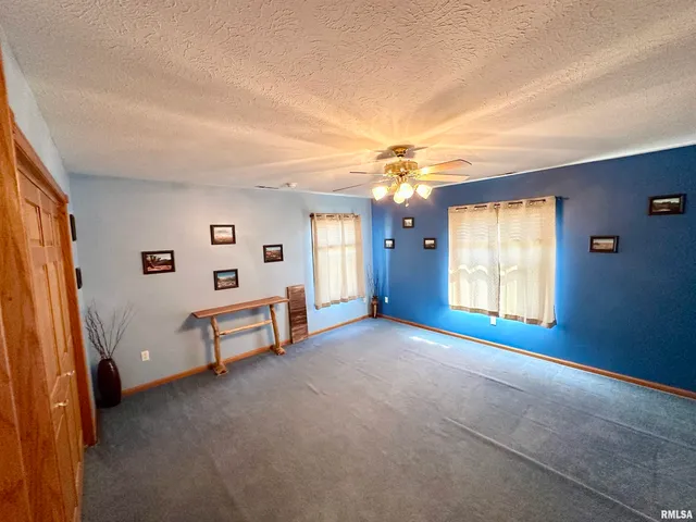 $315,000 | 2306 Magnolia Drive, Jacksonville, IL 62650