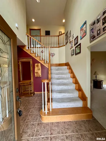 $315,000 | 2306 Magnolia Drive, Jacksonville, IL 62650