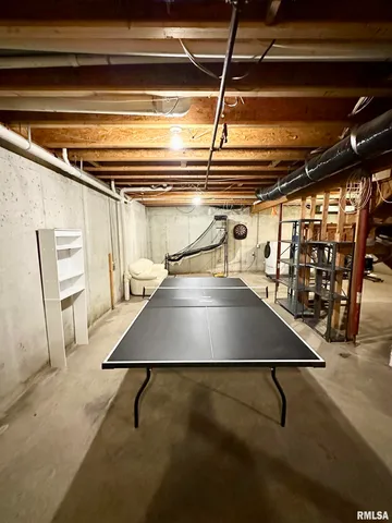 $315,000 | 2306 Magnolia Drive, Jacksonville, IL 62650