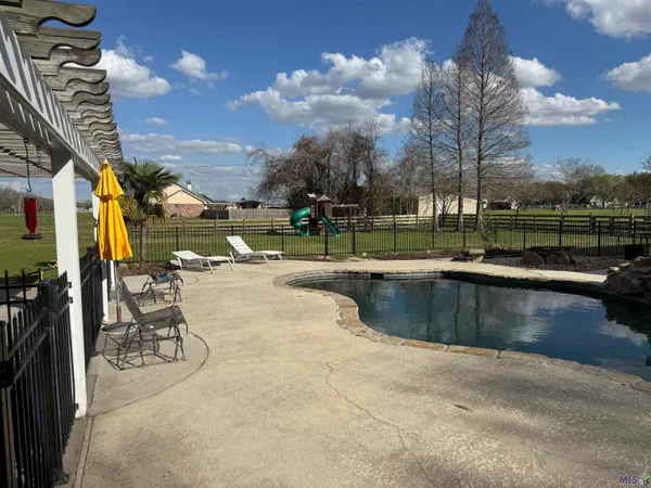 $479,000 | 20035 Sallie Drive, Plaquemine, LA 70764