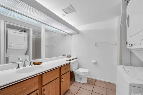 $325,000 | 431 Nāhua Street, Unit 309, Honolulu, HI 96815
