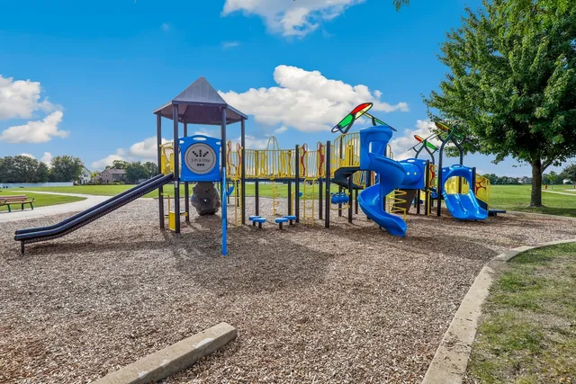 $519,900 | 24340 Hemlock Drive, Plainfield, IL 60585