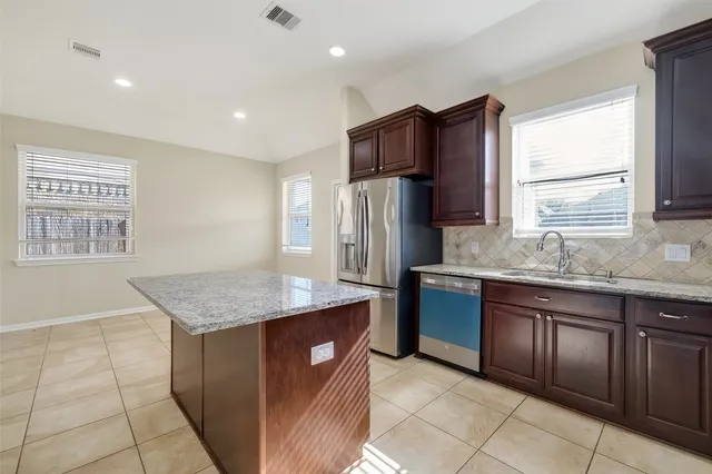 $375,000 | 19327 North Cottonwood Green Lane, Cypress, TX 77433