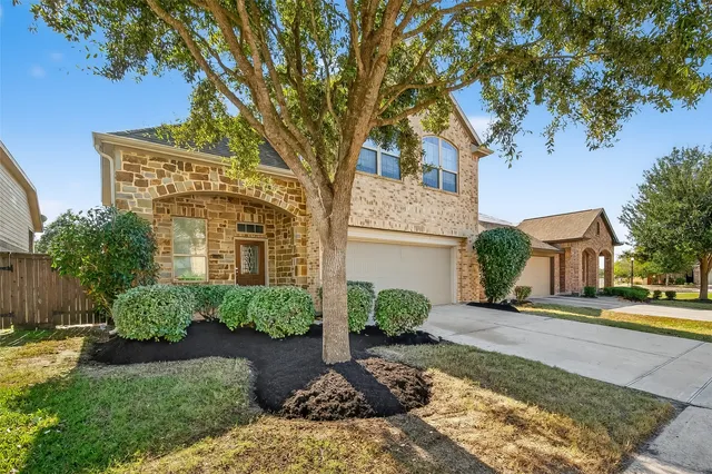 $375,000 | 19327 North Cottonwood Green Lane, Cypress, TX 77433