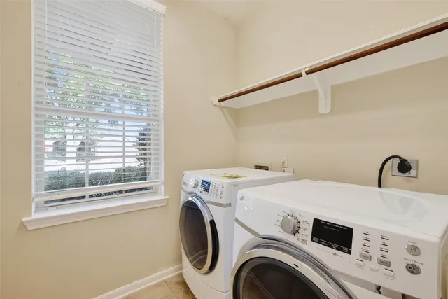 $375,000 | 19327 North Cottonwood Green Lane, Cypress, TX 77433