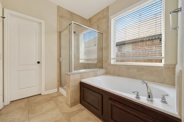 $375,000 | 19327 North Cottonwood Green Lane, Cypress, TX 77433