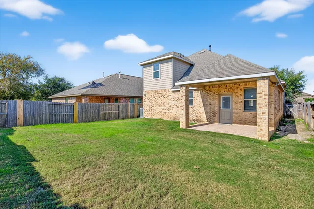 $375,000 | 19327 North Cottonwood Green Lane, Cypress, TX 77433
