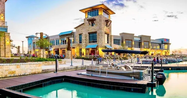 $375,000 | 19327 North Cottonwood Green Lane, Cypress, TX 77433