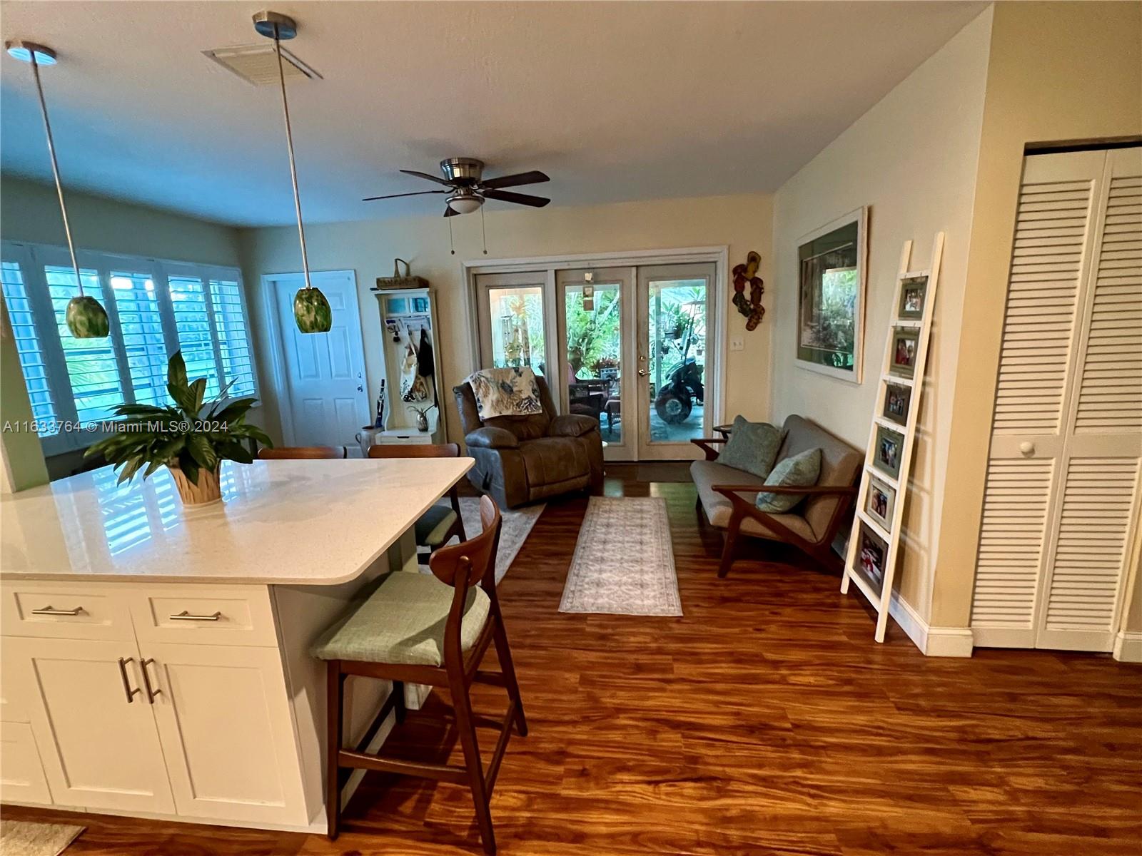10210 Dolphin Road Cutler Bay, FL 33157 - Photo 11 of 38 Gallery Image 11