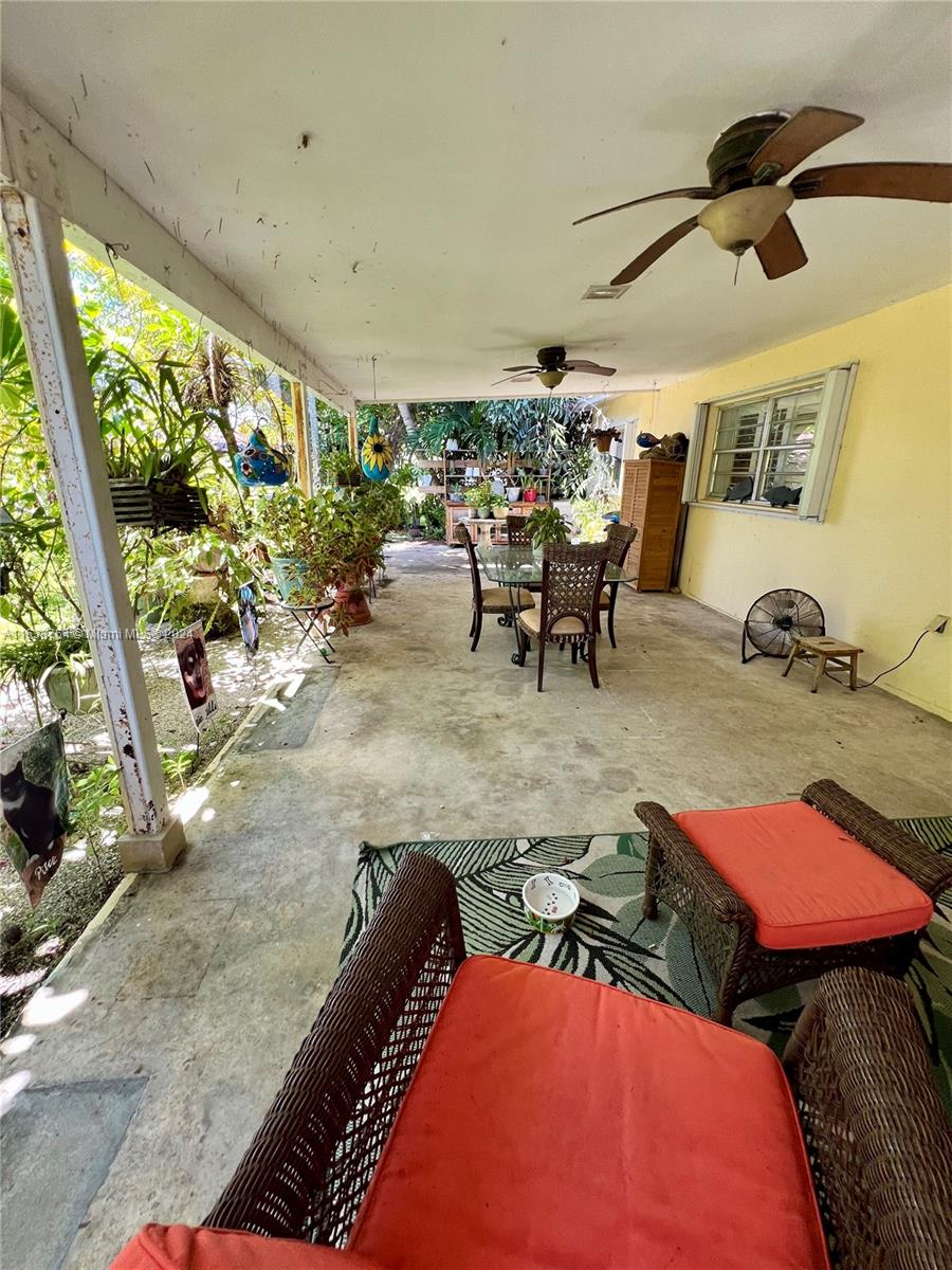10210 Dolphin Road Cutler Bay, FL 33157 - Photo 17 of 38 Gallery Image 17